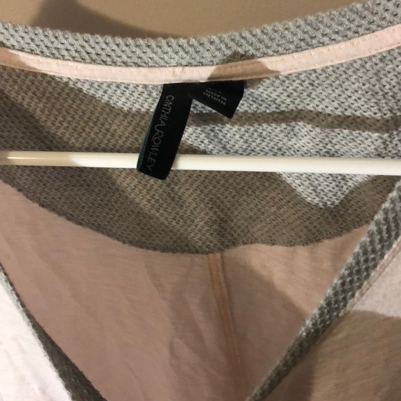 Long sleeve women’s shirt - Picture 3 of 3